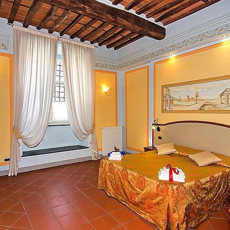Dimora Dei Guelfi Luxury Rooms Lucca Exterior foto