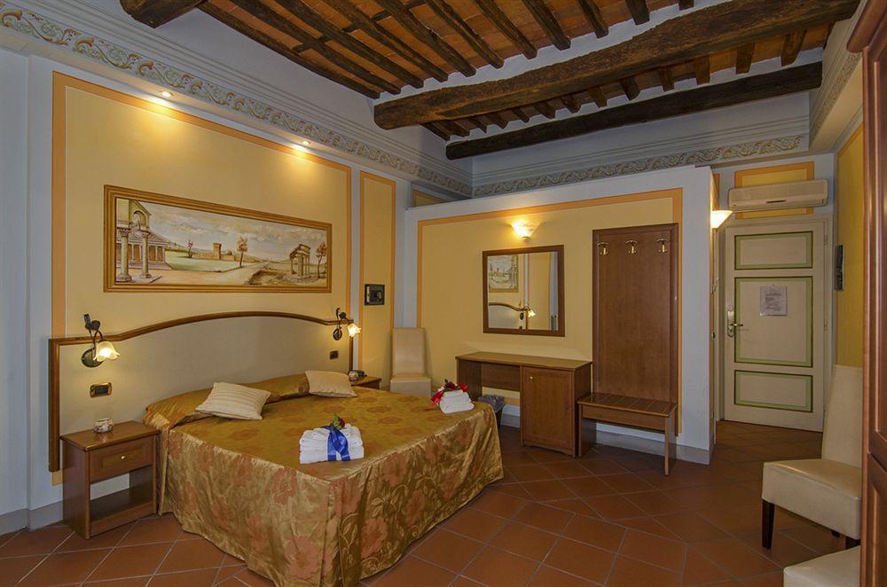 Dimora Dei Guelfi Luxury Rooms Lucca Exterior foto