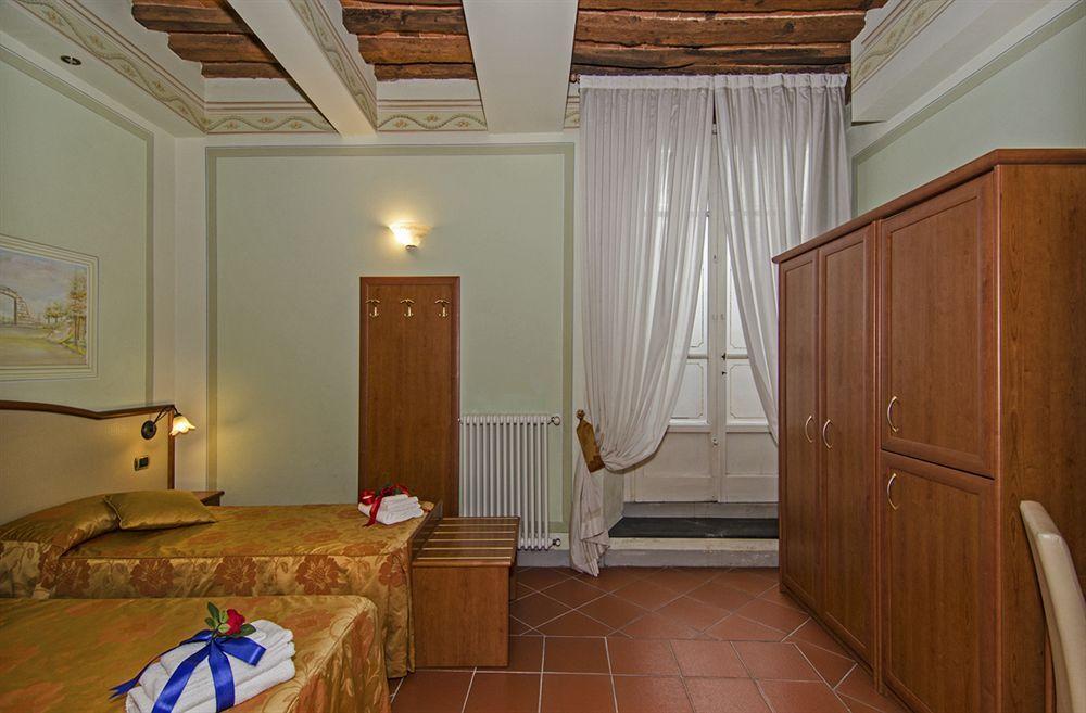 Dimora Dei Guelfi Luxury Rooms Lucca Exterior foto