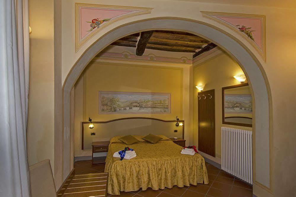 Dimora Dei Guelfi Luxury Rooms Lucca Exterior foto