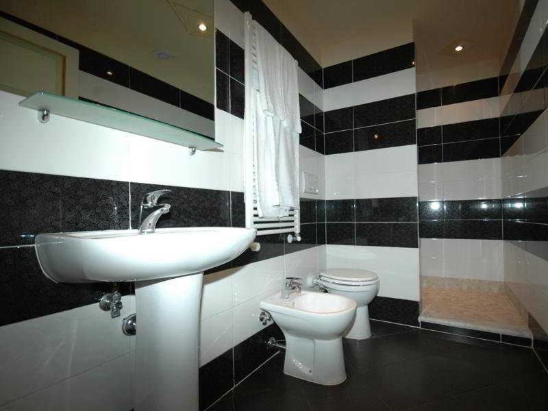 Dimora Dei Guelfi Luxury Rooms Lucca Exterior foto